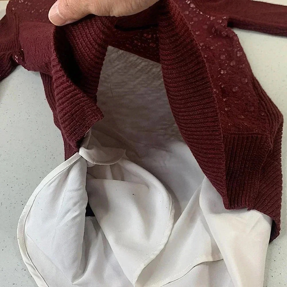 SIMPLY VERA Vera Wang Mock Layer Shirt Turtle Neck Laced Sweater Size M Burgundy - Picture 5 of 14